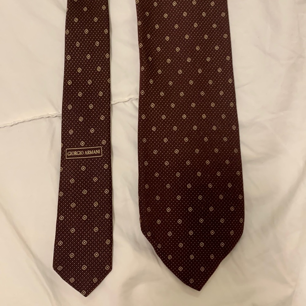 Giorgio Armani Red/Brown Silk Tie